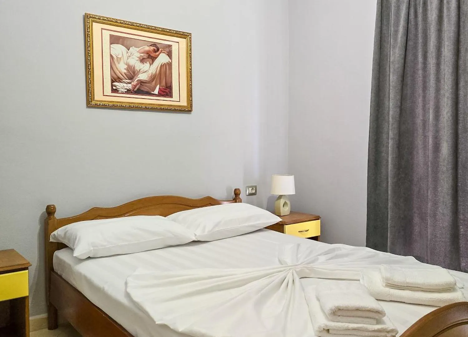 Fiore Rooms Sarande 0*,  Albania