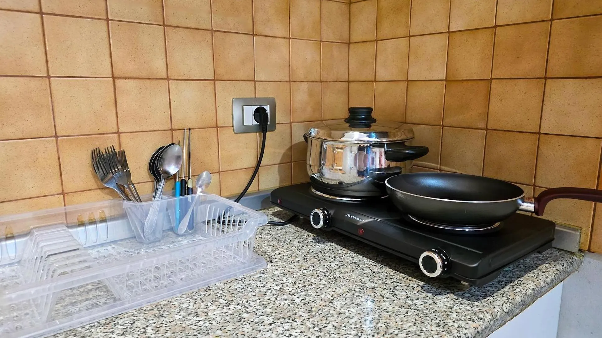 Fiore Rooms Sarande Apartment